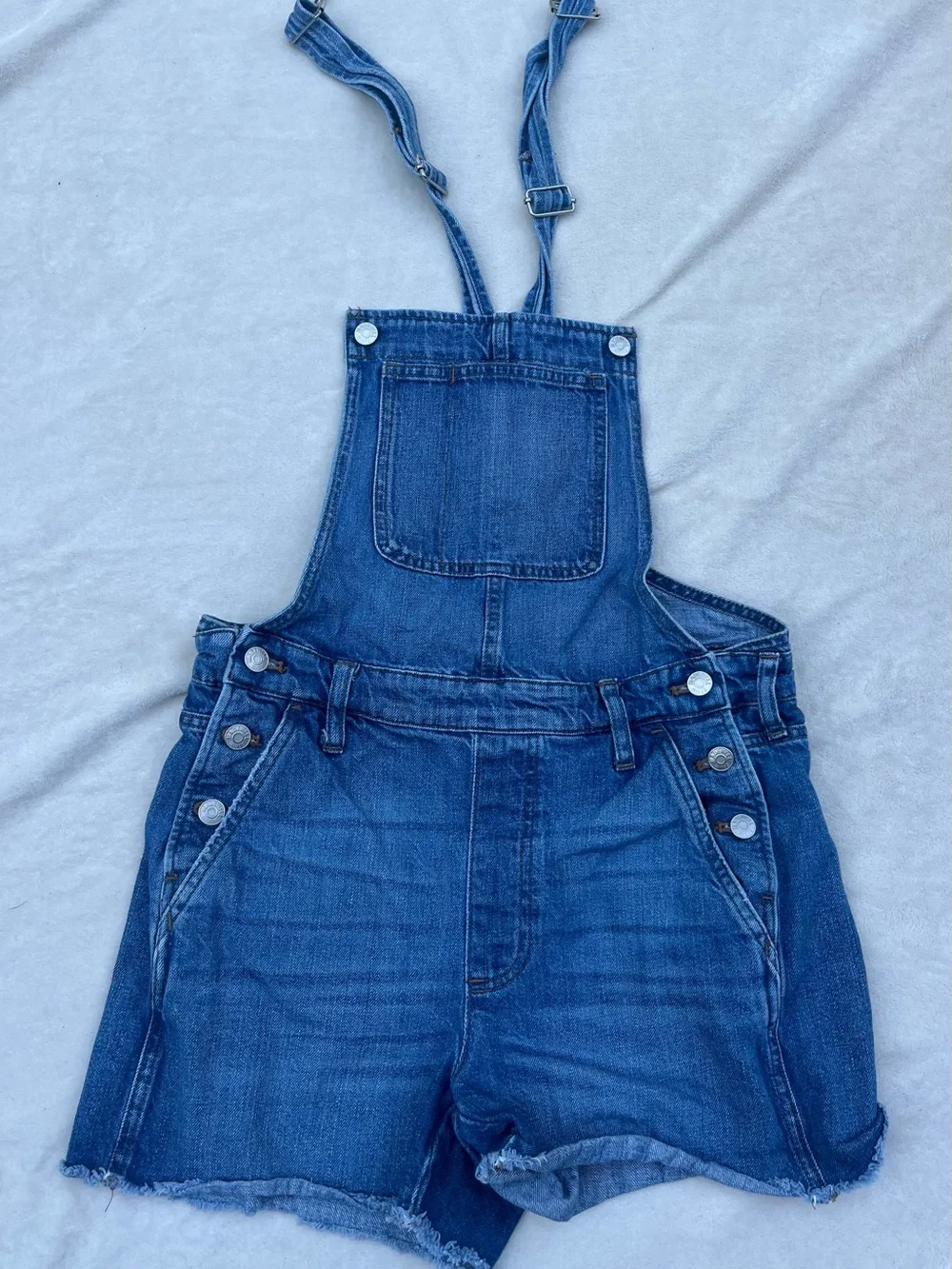 Madewell Women’s Blue Denim Short Overalls size small